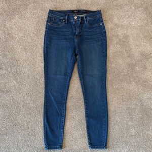 Chic Dark Blue Skinny Jeans